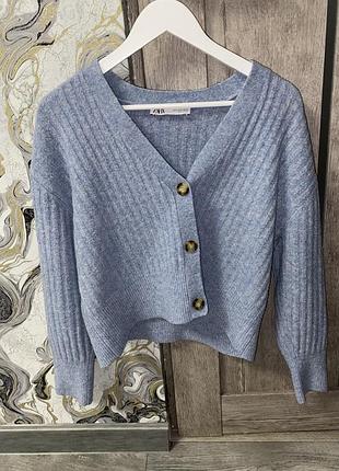 Кардиган zara блакитного кольору на ґудзиках, у рубчик.