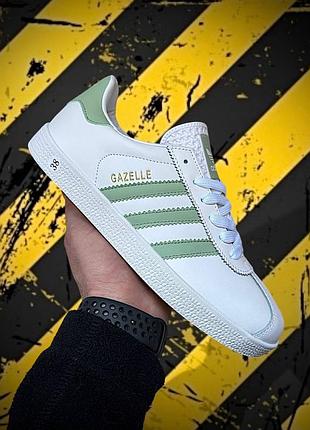 Кросівки жіночі adidas
