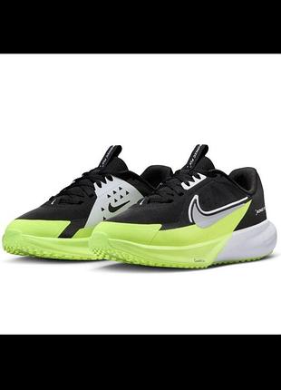 Продам nike sonic fly gs black/volt 6