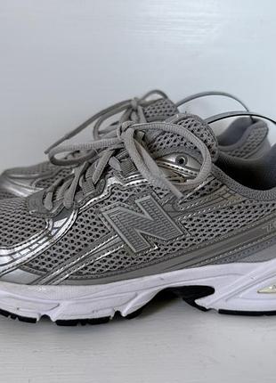 New balance 740 кросівки