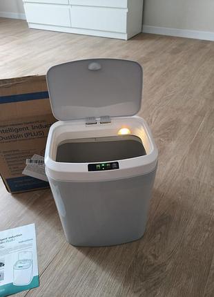 Сенсорне розумне відро для сміття intelligent induction dustbin (plus) pd-6008, 16 л з led-підсвічуванням