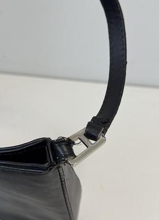 Prada жіноча сумка у чорному кольорі 9