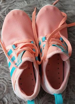 Кроссовки на девочку adidas 2