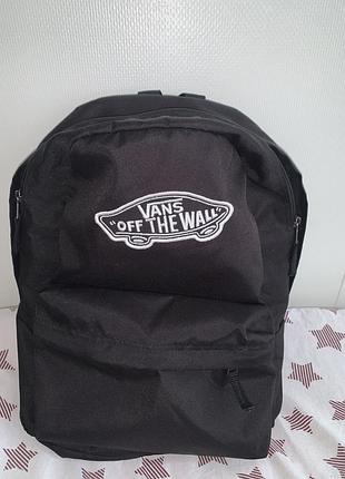 Чорний рюкзак vans