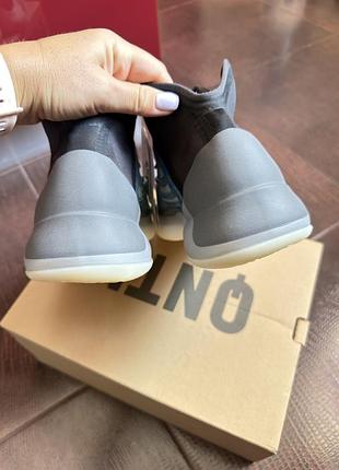 Yeezy adidas кроссовки 5