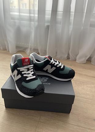 Кросівки new balance