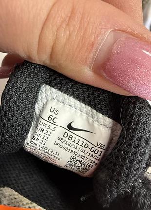 Оригінальні кросівки nike 5