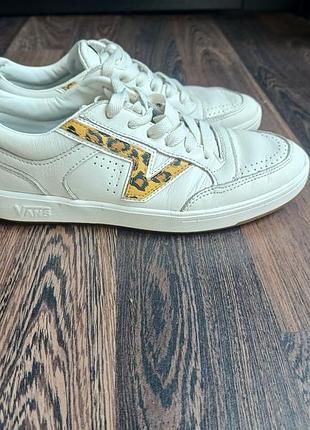 Vans кроссовки унисекс 3