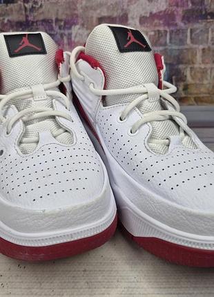 Кроссовки jordan max aura 5 2