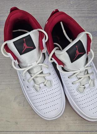 Кроссовки jordan max aura 5 3
