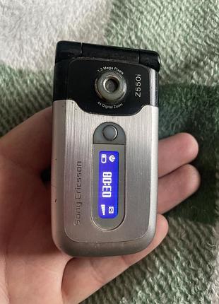 Sony ericsson z550 2