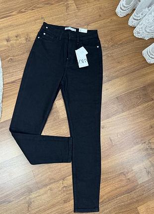 Джинси zara