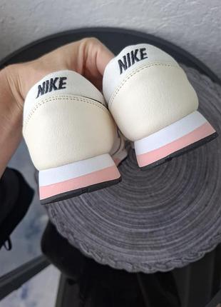 Жіночі кросівки nike 5