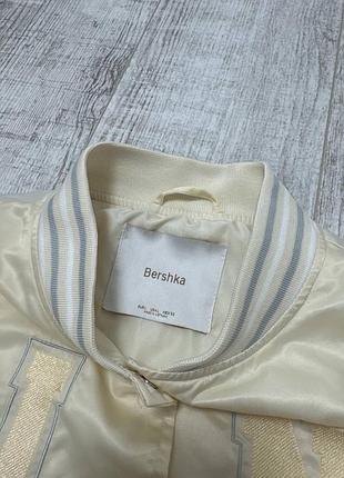 Жіночий бомбер bershka 5