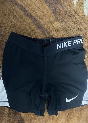 Спортивні шорти nike pro