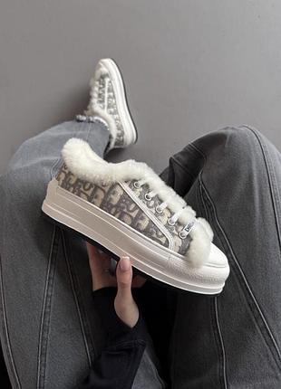 Кросівки жіночі dior зимові сірі platform sneakers grey fur premium з овчиною брендове взуття