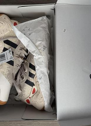 Баскетбольні кросівки trae young 3 adidas 44 р