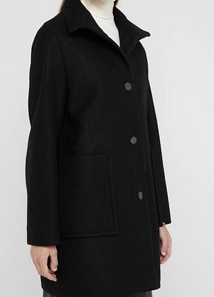 Шикарне пальто з класичної вовняної тканини! hugo boss !