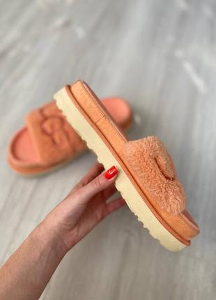Шльопанці оригінал ugg рр.37.5-38 2