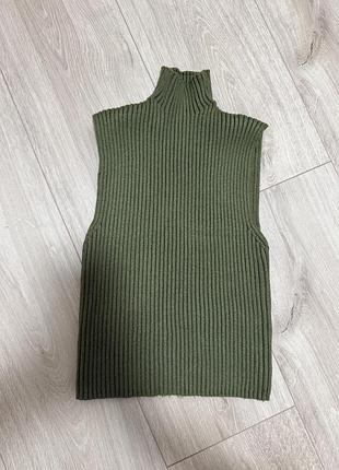 Оливковий топ zara