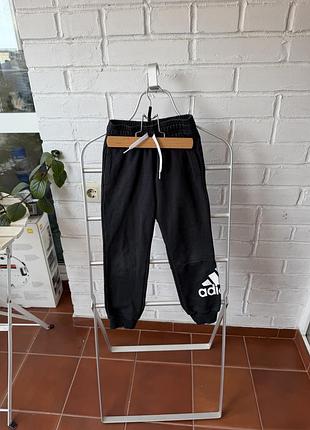 Чорні спортивні штани adidas 116 см, оригінал