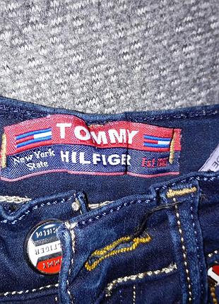 Tommy hilfiger. джинсы детские 4