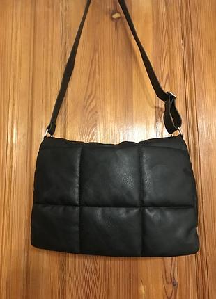 Пухка стьобана сумка monki  h&m