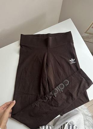 Коричневі adidas ласіни бавовна 🤎
