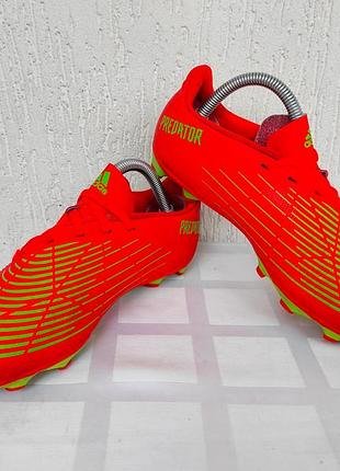 Бутсы, копчки adidas predator р.36