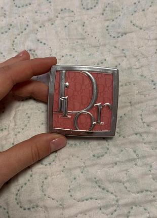 Dior румяна