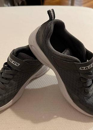 Кроссовки skechers размер 34 9