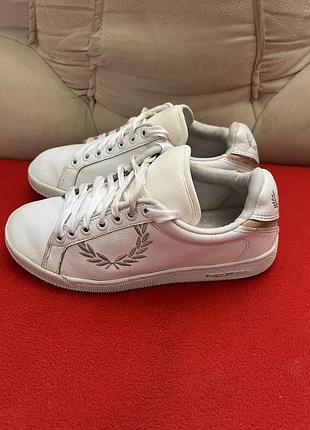 Шкіряні кросівки fred perry оригінальні 3