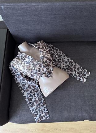 Блуза в леопардовий принт prettylittlething