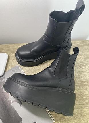 Червики челсі на платформі asos 36 4
