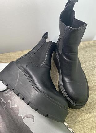 Червики челсі на платформі asos 36 8