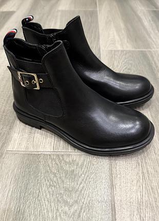 Шкіряні черевики, челсі, чоботи tommy hilfiger для дівчинки