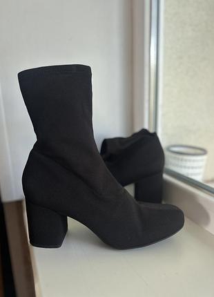 Ботинки демісезонні від бренду h&m 8