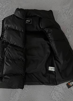 Жилет черного цвета nike 3