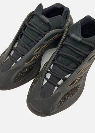 Adidas yeezy boost 700 v3