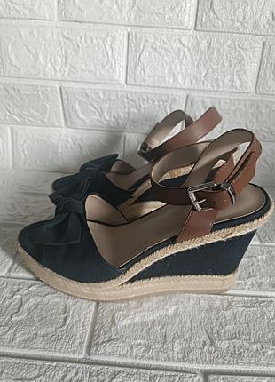 Кроссовки skechers
