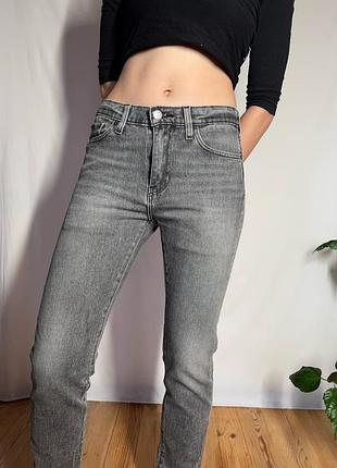 Сірі джинси levi’s premium т4 2