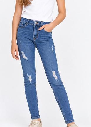 Зауженные синие джинсы девочке river island skinny скини с потертостями рваные размер 10-11 лет 140-146 см джеггинсы рванки с резинкой на талии бренд