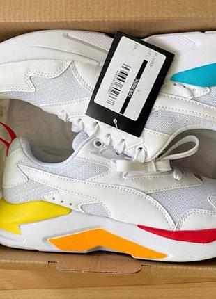 Нові кросівки puma x-ray lite з яскравими райдужними акцентами