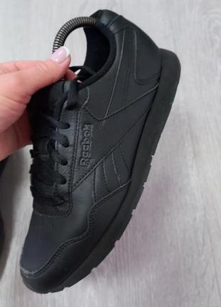 Кожаные женские кроссовки reebok 3