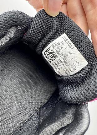 Кросівки жіночі asics gel-peake 6
