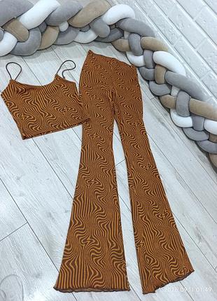 Костюм  stradivarius