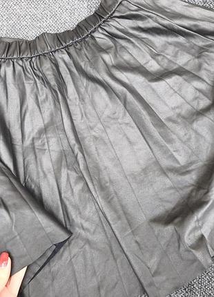 Шкіряна плісирована міні спідниця екошкіра zara розмір xs s 164 см
