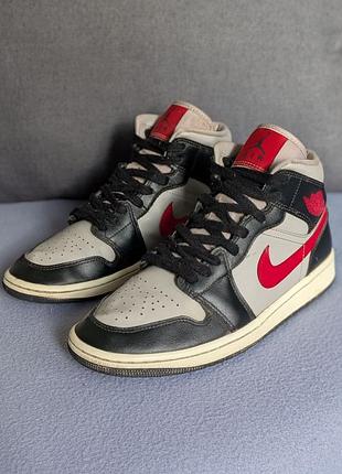 Nike оригинальные кроссовки 4