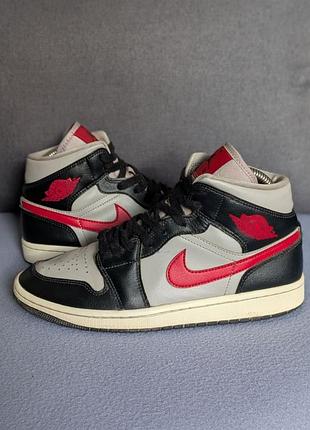 Nike оригинальные кроссовки