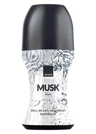 Дезодорант-антиперспирант с шариковым аппликатором avon musk rain (50 мл) для мужчин.